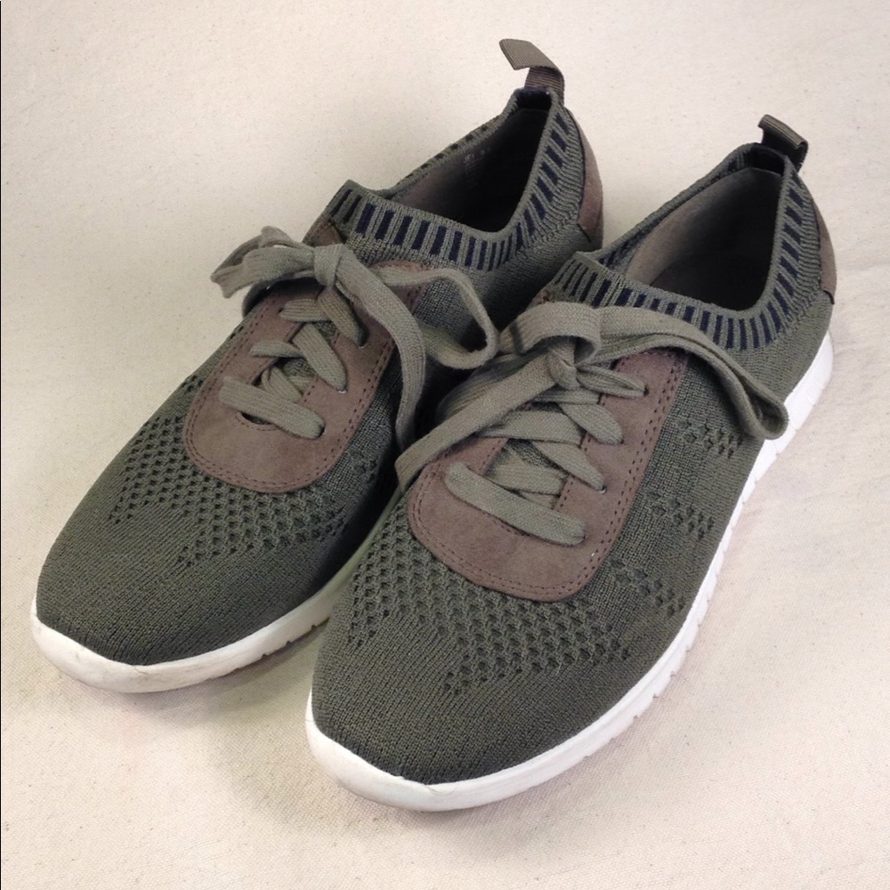 Steve Madden Olive Sneakers
